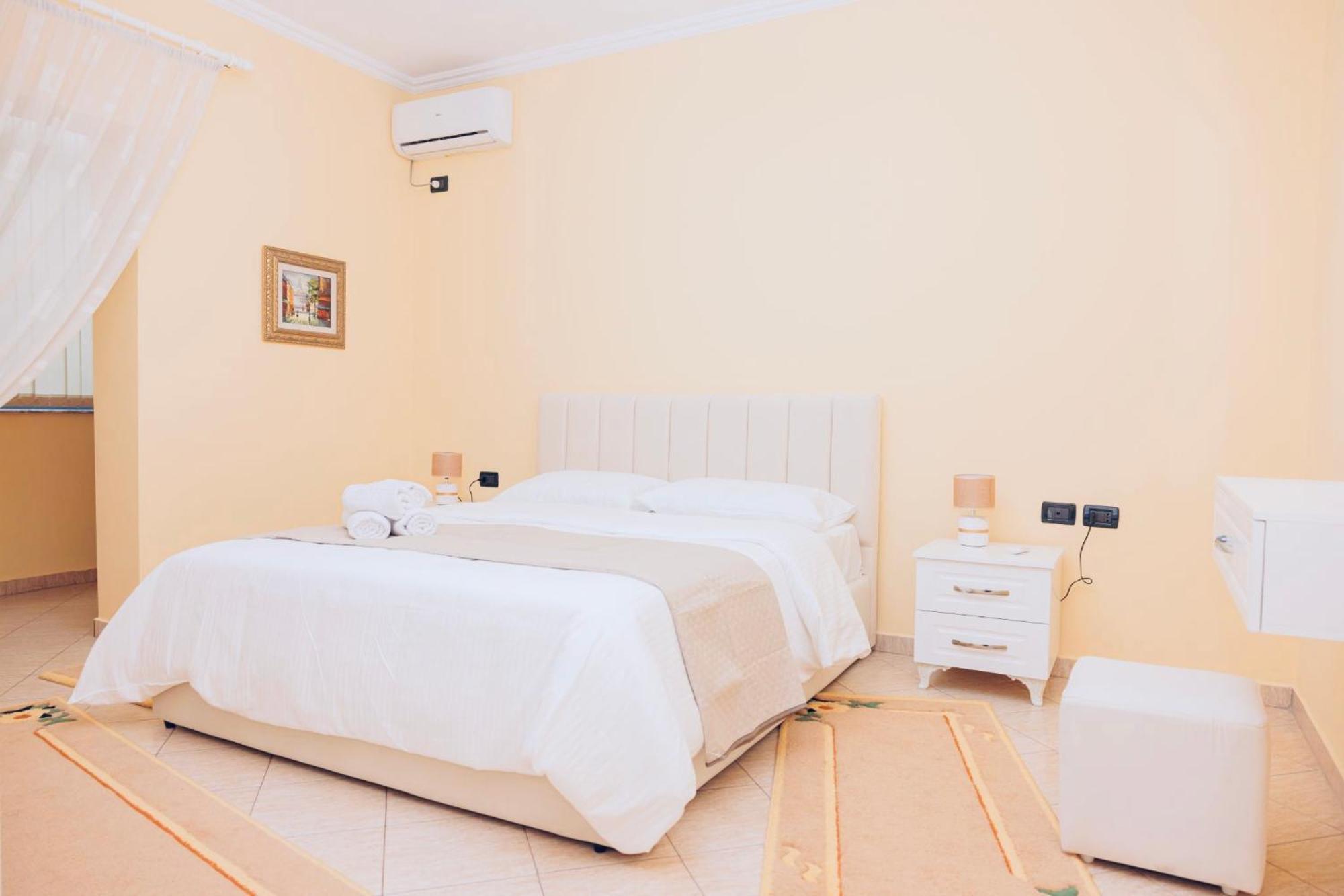 Heart Of Tirana Villa Exterior photo